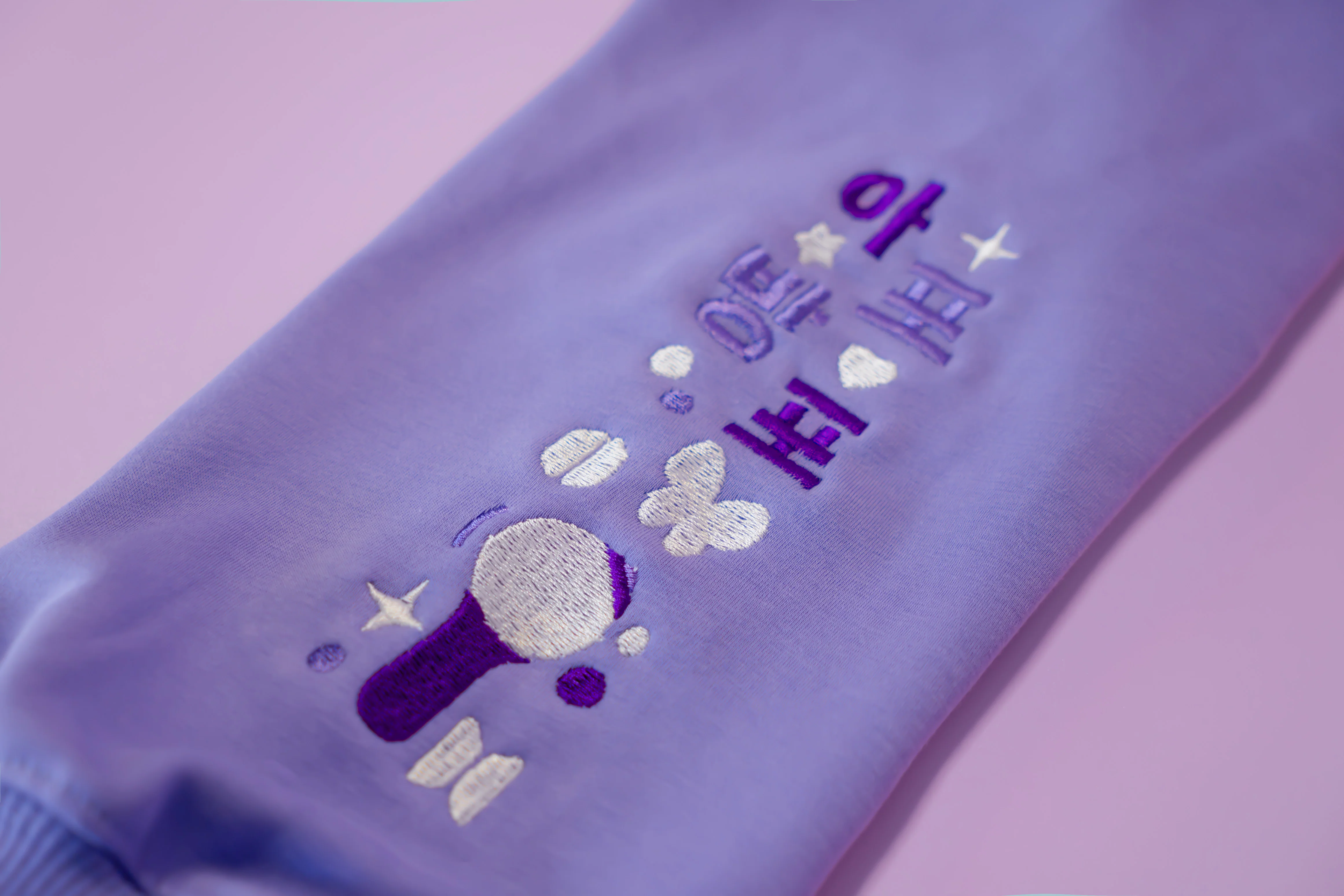 Apobangpo Crewneck Sweatshirt - Image 7