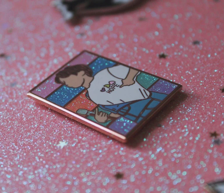 Muster Hobi - Enamel Pin - Image 3